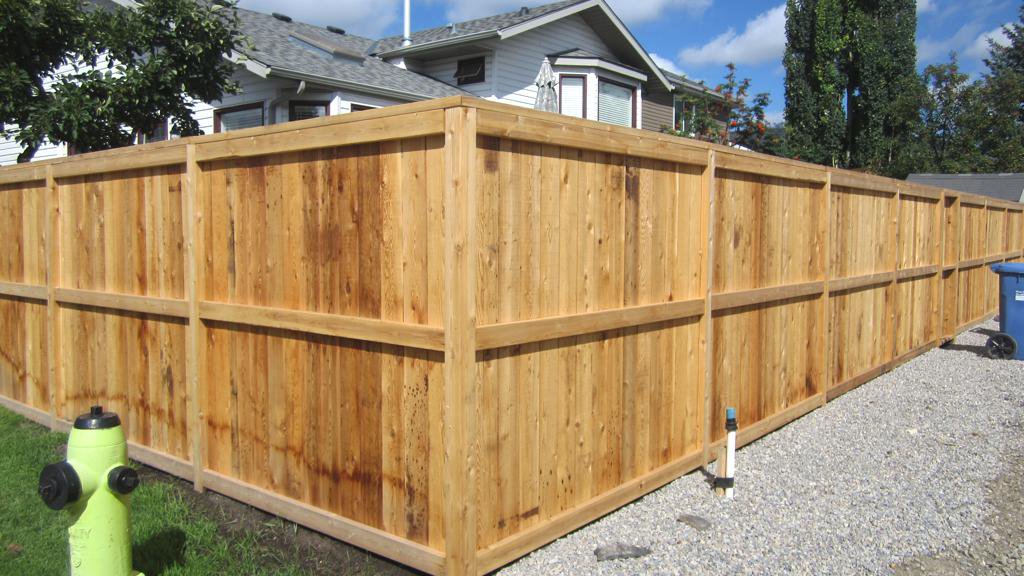Fences-cedar-fortress-style-fence-2.jpg